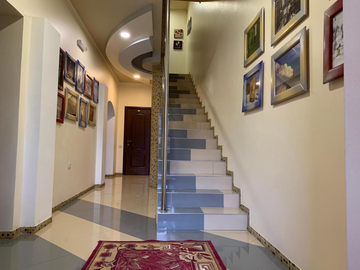 Hotel Kalyna Vorochta Buitenkant foto