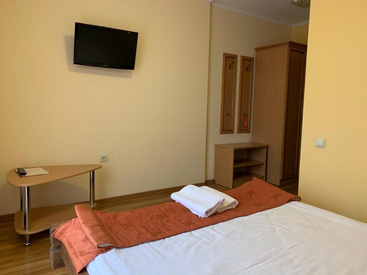 Hotel Kalyna Vorochta Buitenkant foto