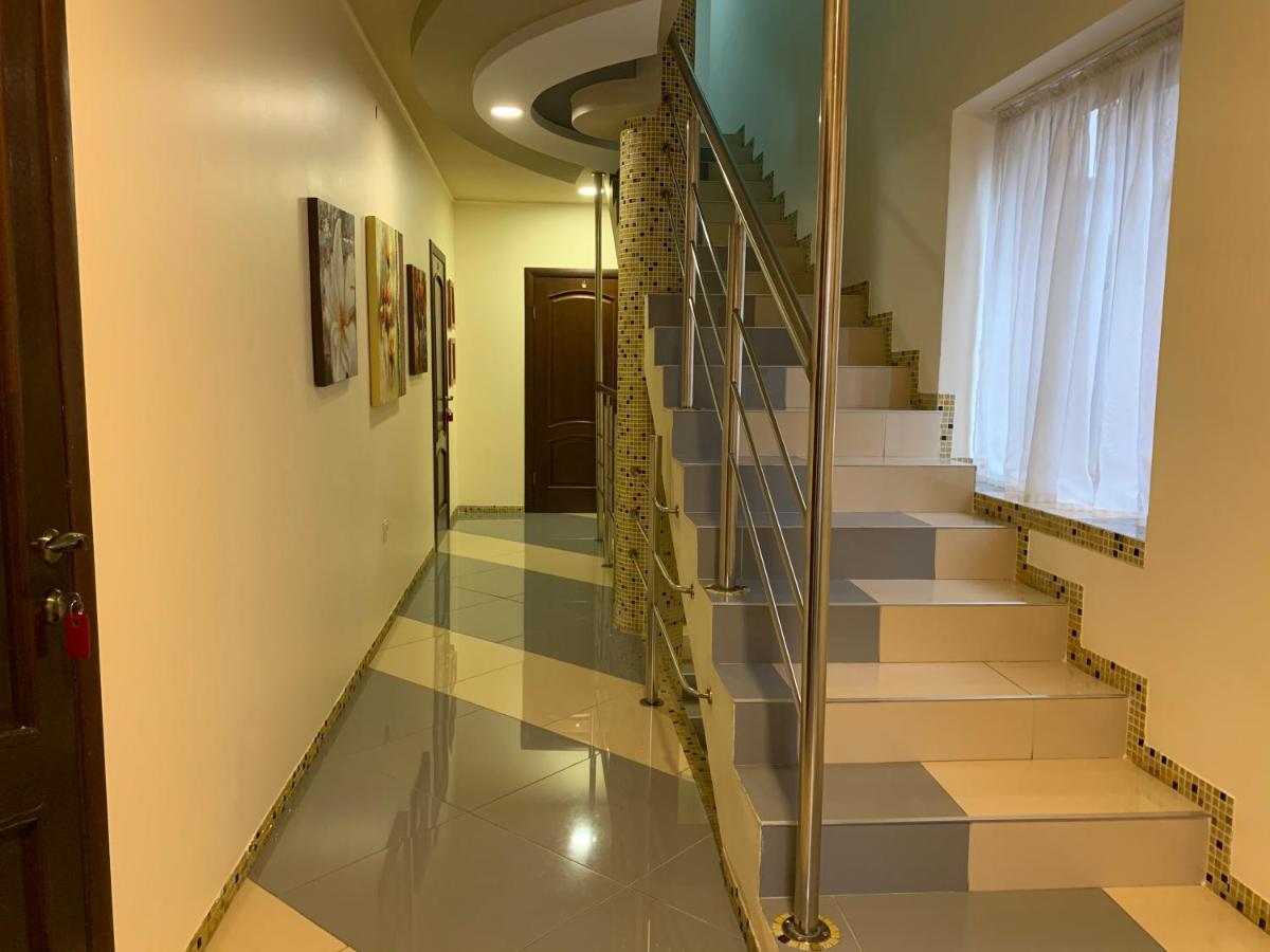 Hotel Kalyna Vorochta Buitenkant foto